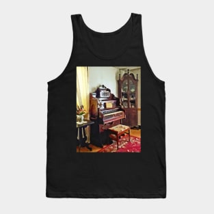 Music - Organ in Victorian Parlor With Vase Tank Top